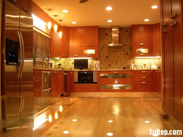 Luxury Modern Kitchen Design Tủ bếp gỗ công nghiệp dán Verneer xoan đào TBN0012