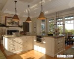 Phòng bếp đẹp ấn tượng với phong cách thiết kế mở hiện đại