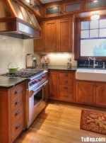 Tủ bếp gỗ Laminate màu vân gỗ xám hình chữ L có đảo TBT0760