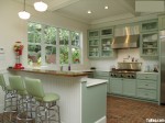 Tủ bếp gỗ tự nhiên sơn men màu xanh nhạt chữ L có bar TBT0508