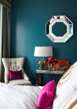 Phòng ngủ thư giãn với màu xanh dương và turquoise
