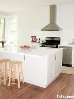 Tủ bếp Acrylic màu trắng chữ I có đảo xinh xắn – TBN3506