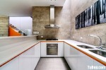 Tủ bếp Acrylic bóng gương màu trắng chữ U – TBN4613