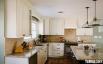 Tủ bếp được làm bằng gỗ Bạch Tùng tự nhiên tạo độ bền đẹp cho không gian bếp – TBT2162