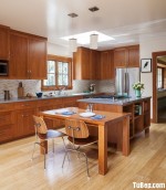 Tủ bếp gỗ Sồi Mỹ  màu vân gỗ phun PU chữ L mang phong cách bán hiện đại – TBT2493