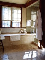 Phòng tắm riêng tư và ấm áp như ở spa