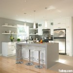 Tủ bếp Acrylic bóng gương phong cách Châu Âu – TBB4031