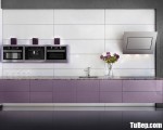 Tủ bếp gỗ Acrylic sự kết hợp màu trắng và tím nổi bật – TBT3579