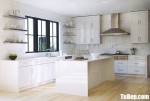 Tủ bếp Acrylic màu trắng bóng gương kết hợp bàn đảo phong cách hiện đại – TBB4257