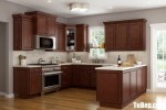 Tủ bếp gỗ Căm Xe chữ U mang vẻ đẹp cổ điển cho không gian bếp – TBB4304