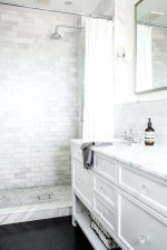 Những cách trang trí phòng tắm tối giản mà ấm áp vô cùng