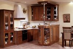 Tủ bếp gỗ Gõ Đỏ tự nhiên kết hợp bàn đảo tinh tế sang trọng – TBB4969